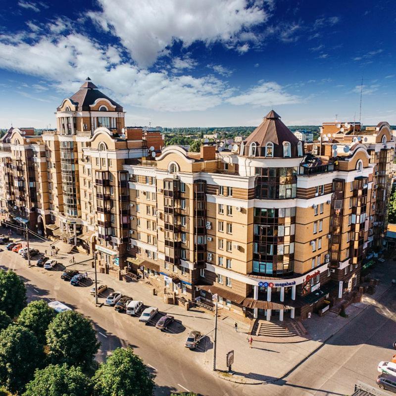 Apartpoltava Центр Полтави, Простора Та Зручна Квартира Біля Пует, 2-Окремі Кімнати, Звітна Документація Для Відрядження Luaran gambar